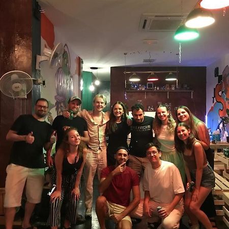 H2 Worldpackers , The Social Hotel Kota Kinabalu Bagian luar foto