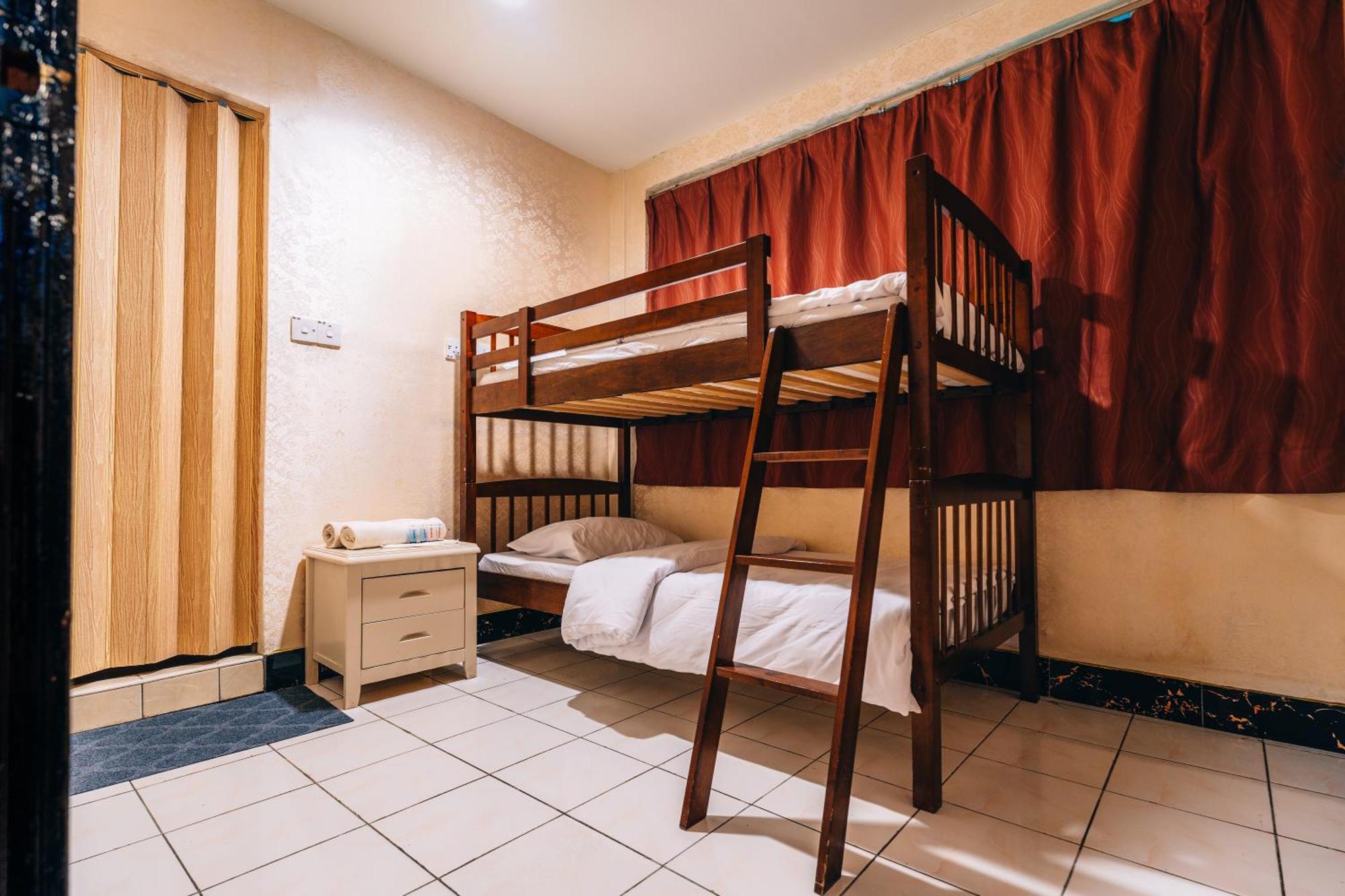 H2 Worldpackers , The Social Hotel Kota Kinabalu Bagian luar foto
